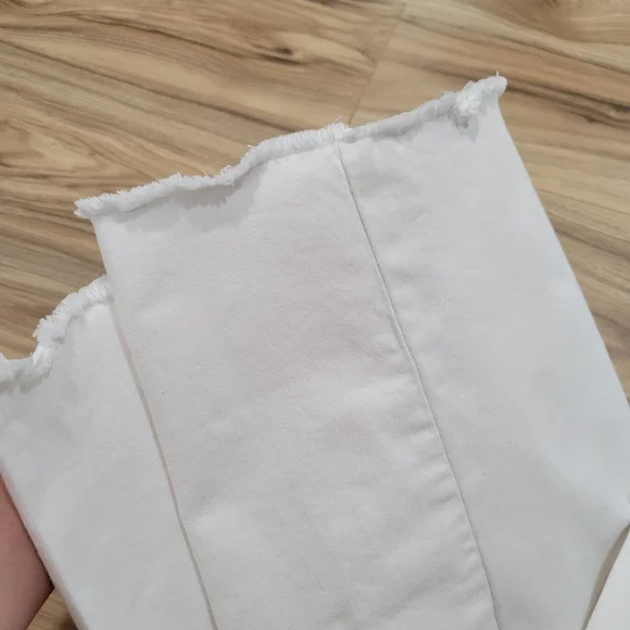 Express White Cropped Wide Leg Pants - Picture 9 of 9